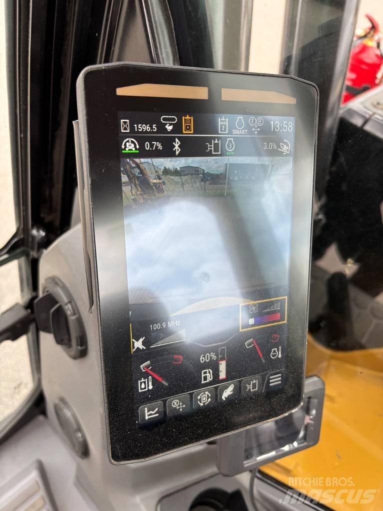 CAT 310 Bageri gusjeničari