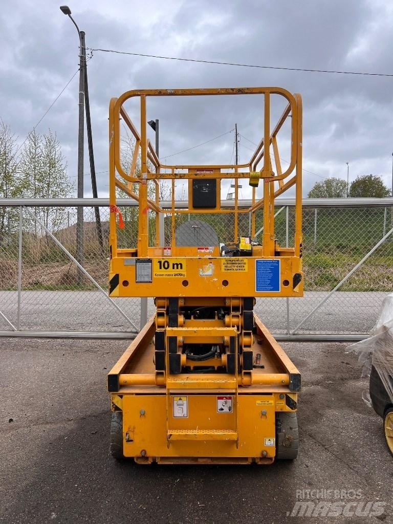 Haulotte Compact 12 Škaraste platforme