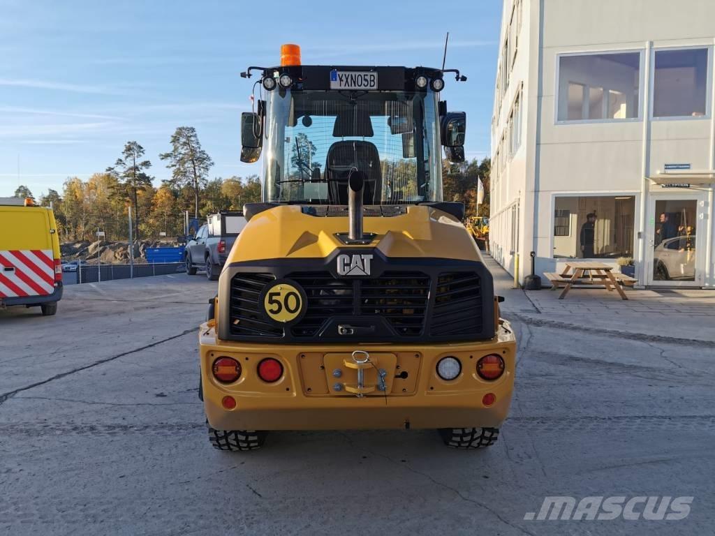CAT 908 Utovarivači na kotačima