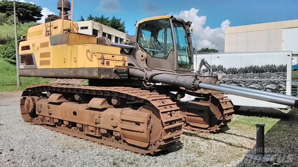 Volvo EC750D Bageri gusjeničari