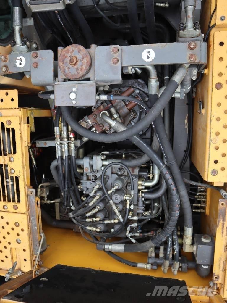 Volvo EC 360 B N L Bageri gusjeničari
