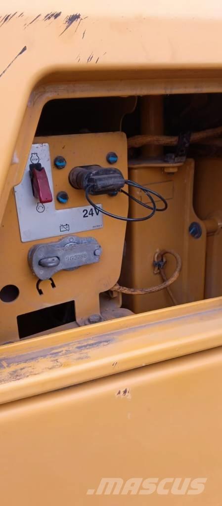 CAT 730 C 2 Zglobni demperi