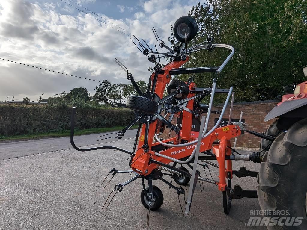 Kubota TE6576 Okretači i sakupljači sijena