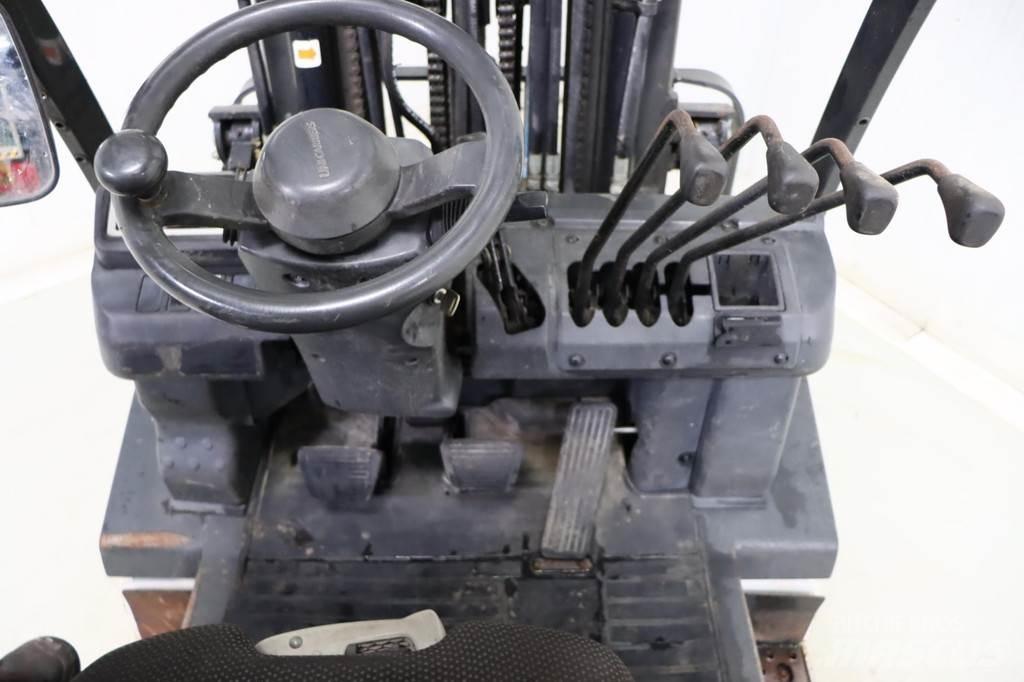 Nissan U1D2A20LQ Plinski viličari