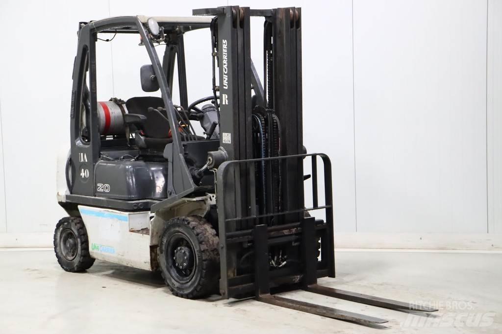 Nissan U1D2A20LQ Plinski viličari
