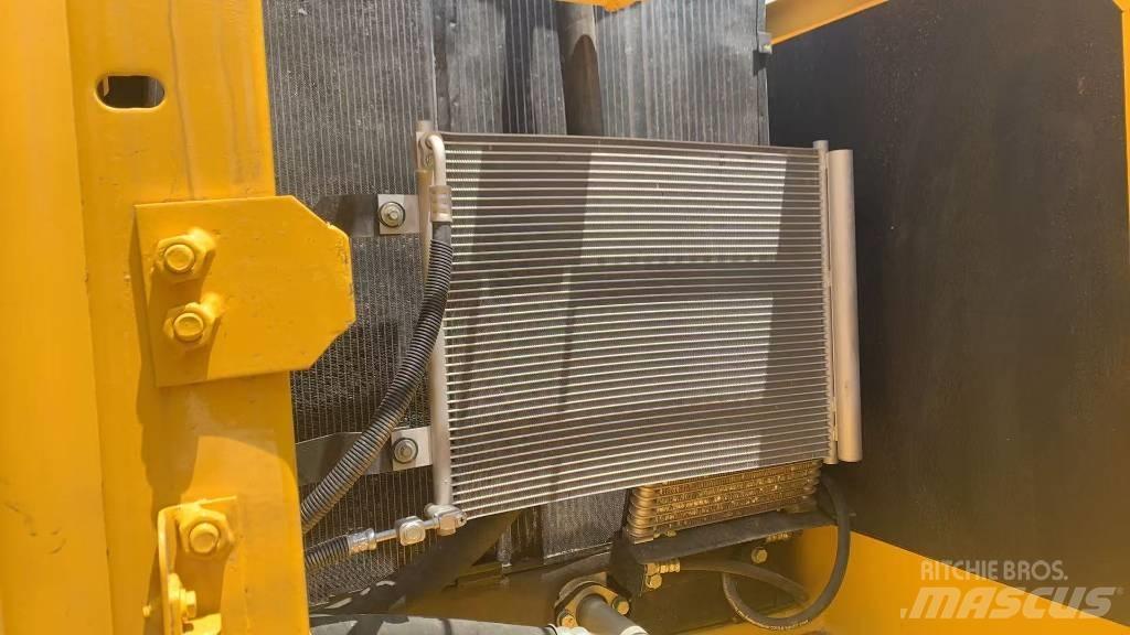 Komatsu PC 200 Bageri gusjeničari