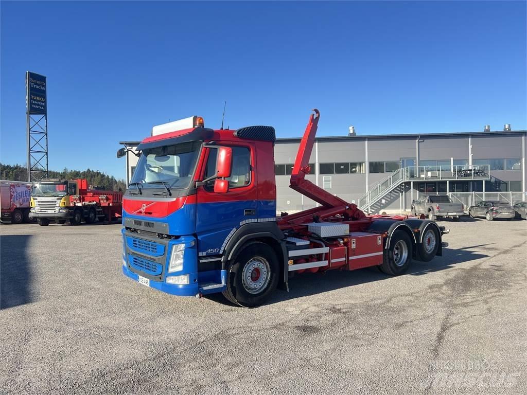 Volvo FM450 6X2 Rol kiper kamioni s kukama za dizanje