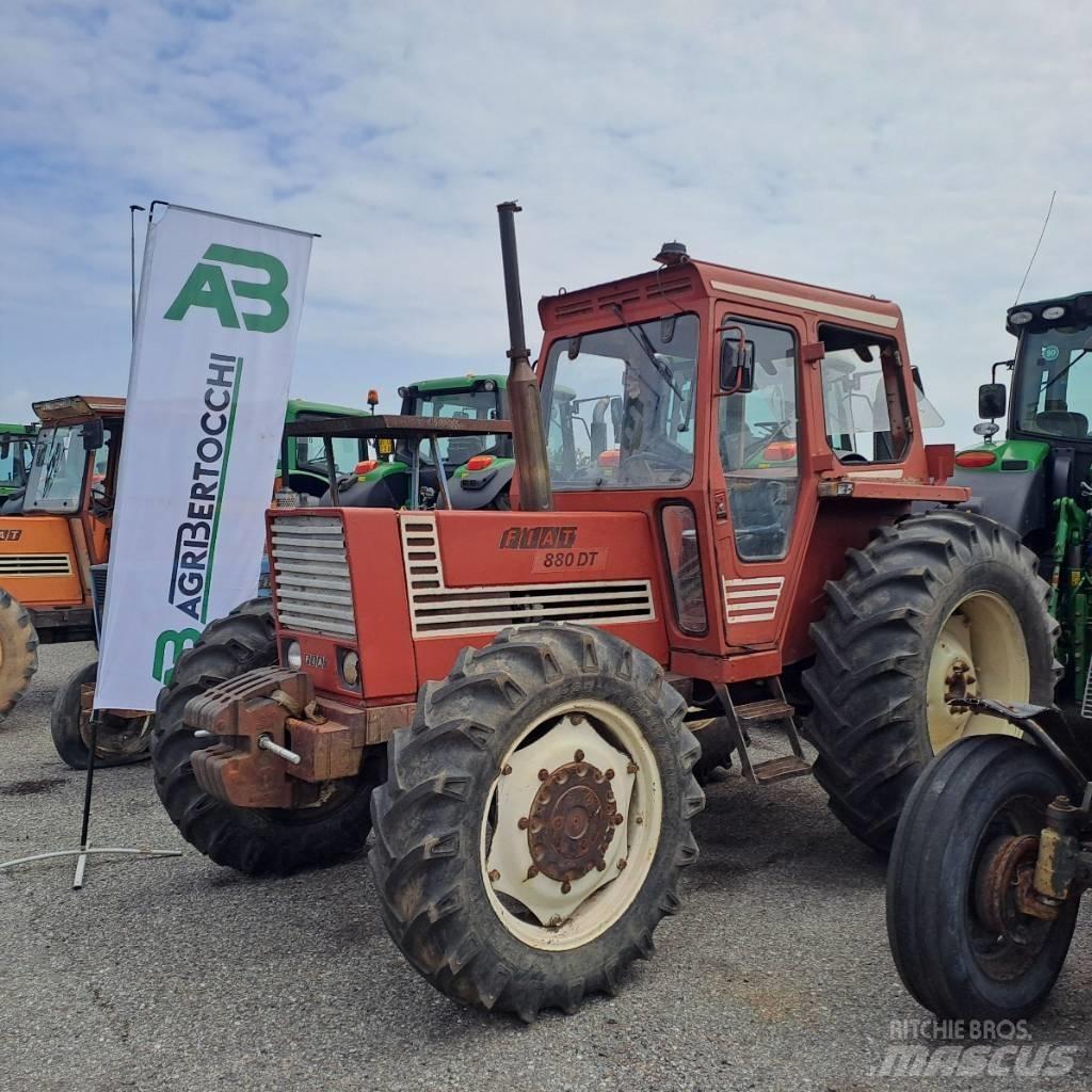 Fiat 880 DT Traktori
