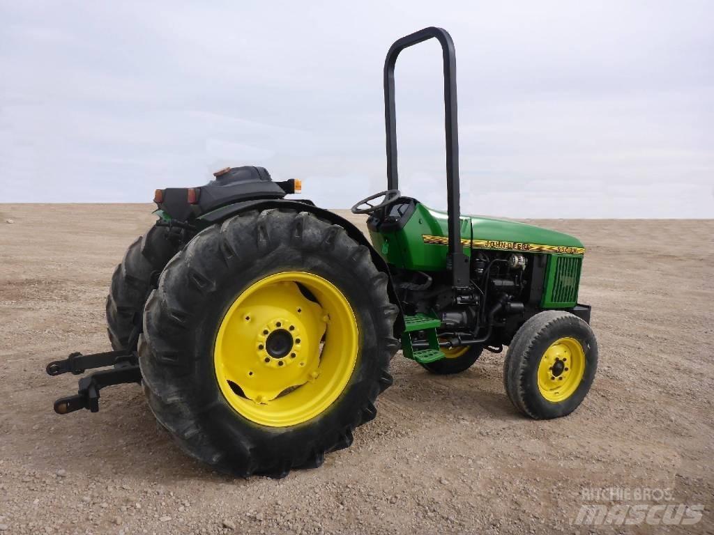 John Deere 5500N Traktori