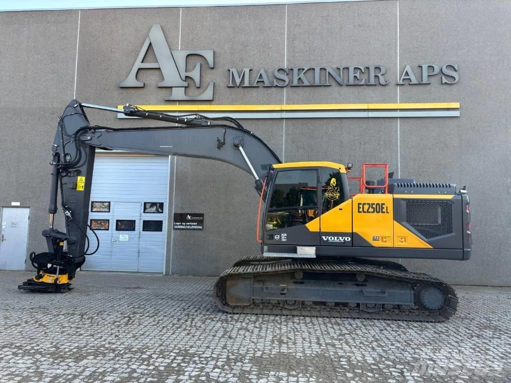 Volvo EC 250 EL Bageri gusjeničari