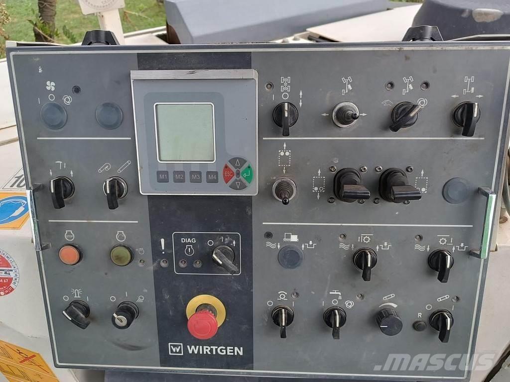 Wirtgen W100 F Strojevi za betonsku galanteriju