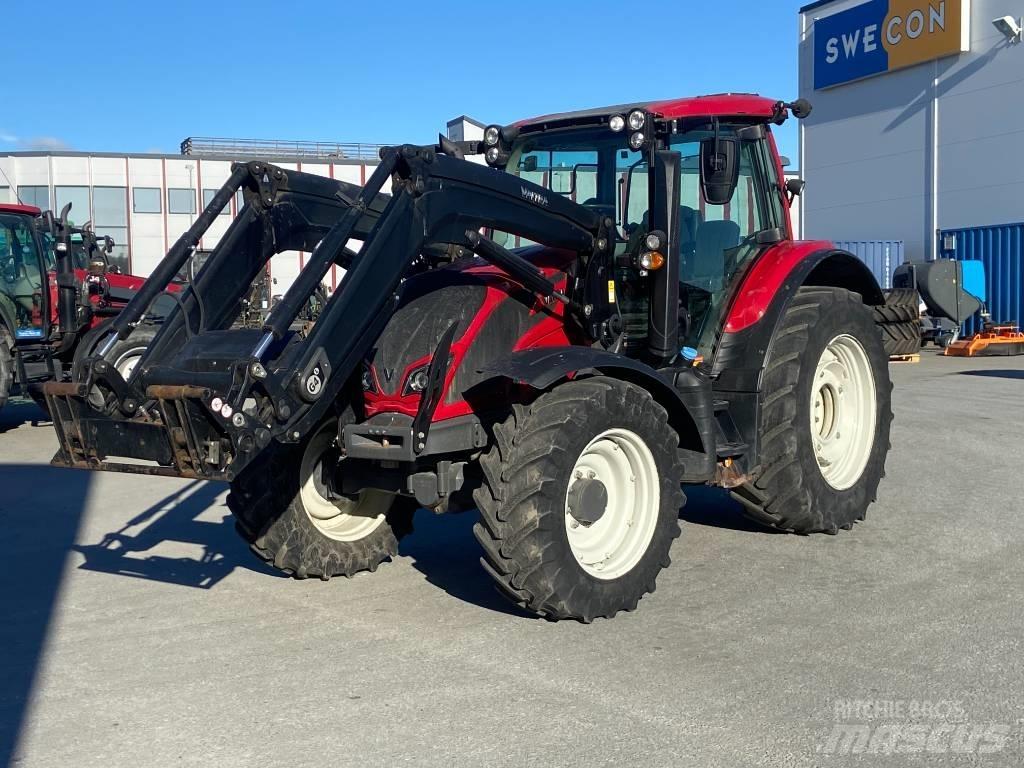 Valtra N124 HITECH 5 Traktori