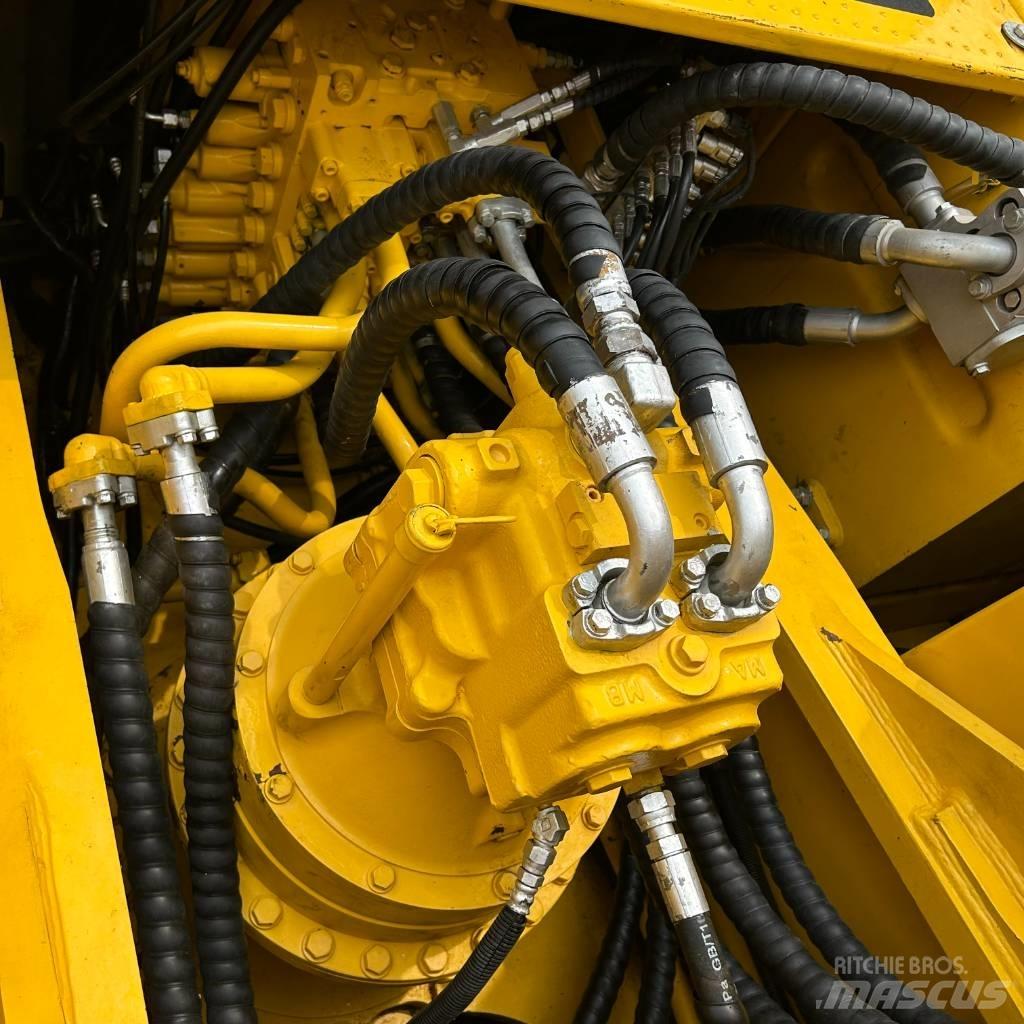 Komatsu 450 Bageri gusjeničari