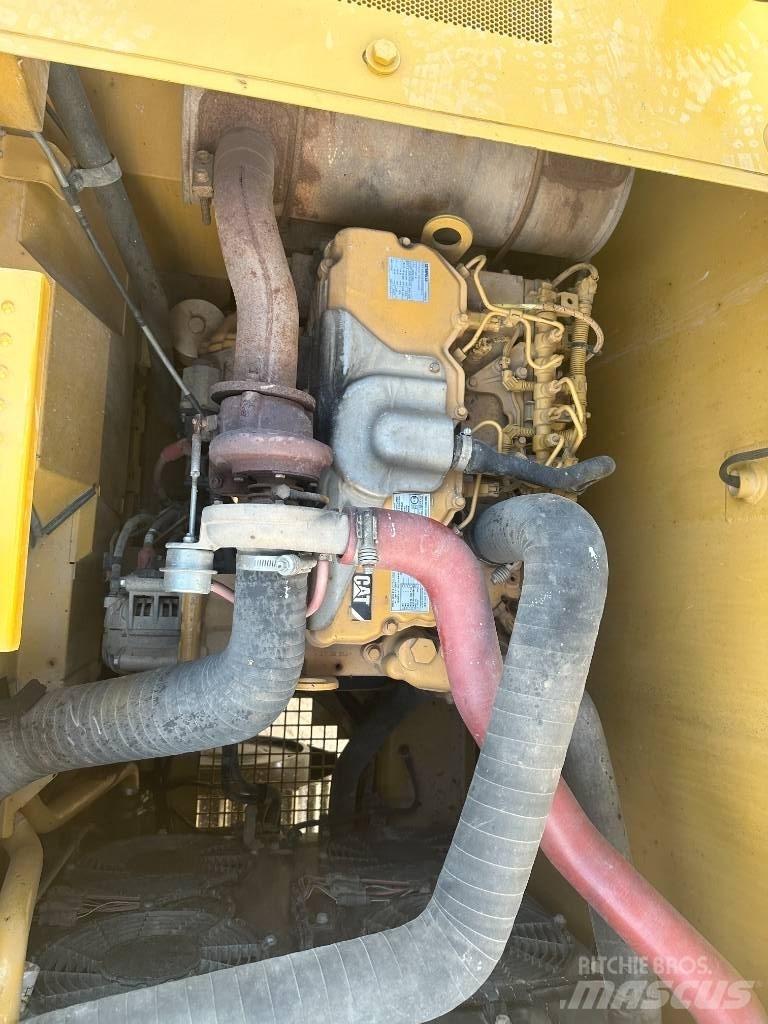 CAT 320 GC Bageri gusjeničari