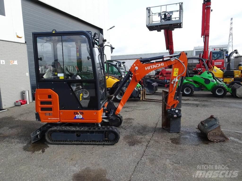 Hitachi ZX19-6CR Mini bageri <7t