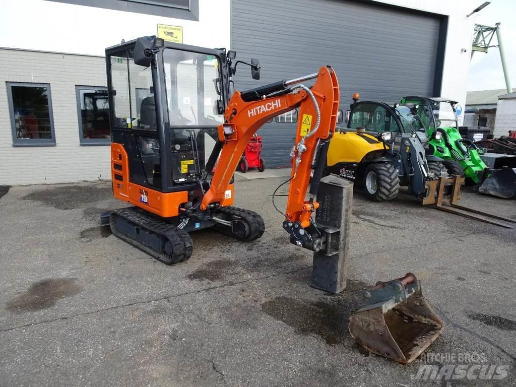 Hitachi ZX19-6CR Mini bageri <7t