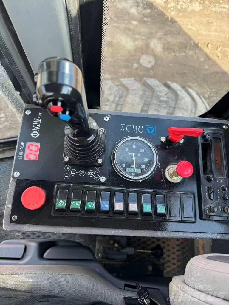 XCMG GR 2153 Grejderi