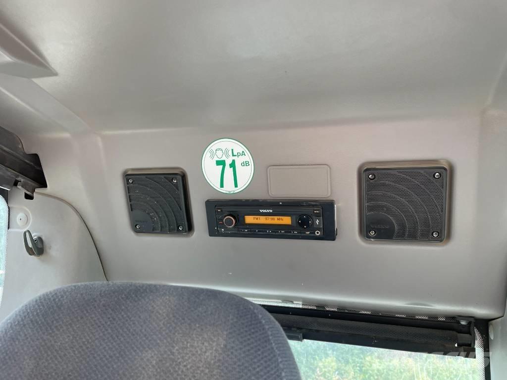 Volvo ECR 235 Bageri gusjeničari