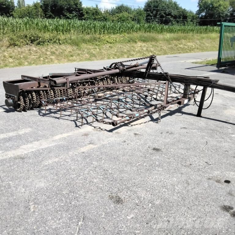  FERJU TRAINÉ Drugi strojevi i priključci za obradu zemlje