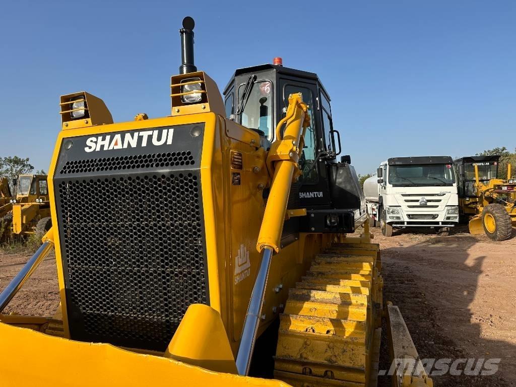 Shantui SD22 Buldožeri gusjeničari