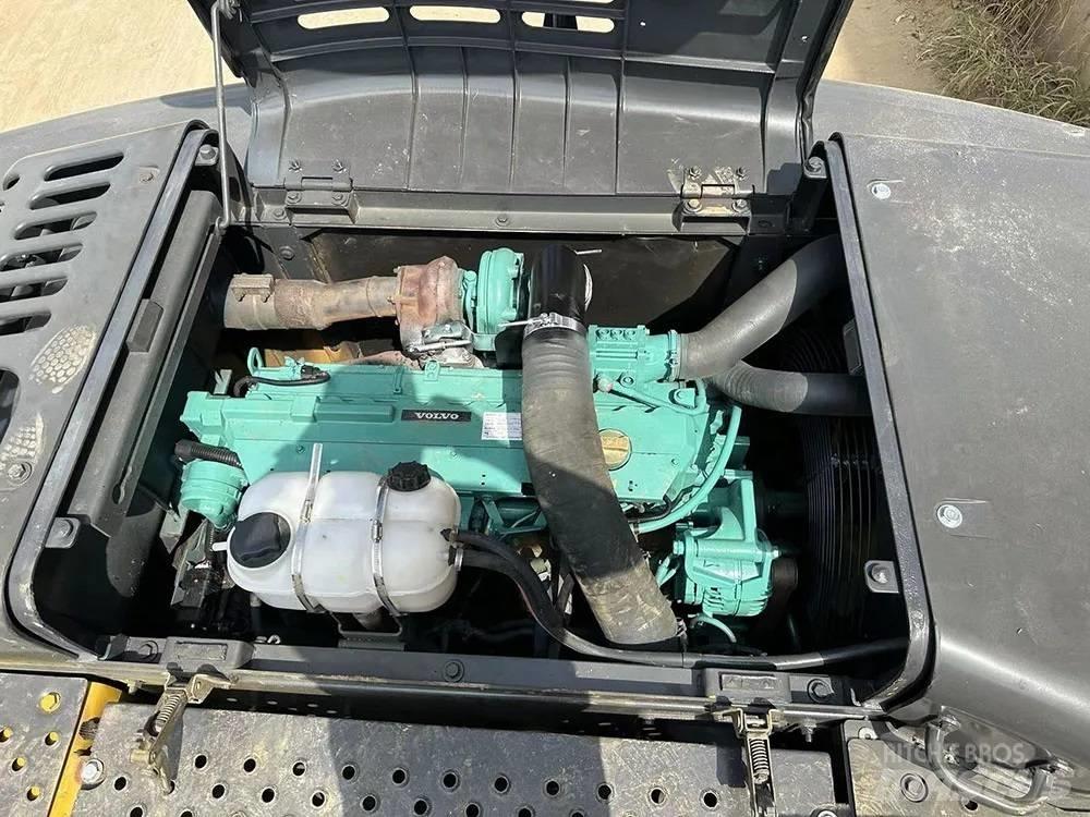 Volvo EC240D Bageri gusjeničari