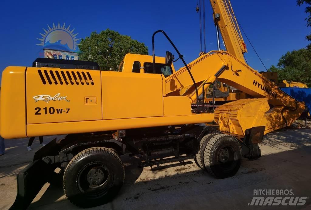 Hyundai R210W-7 Bageri na kotačima