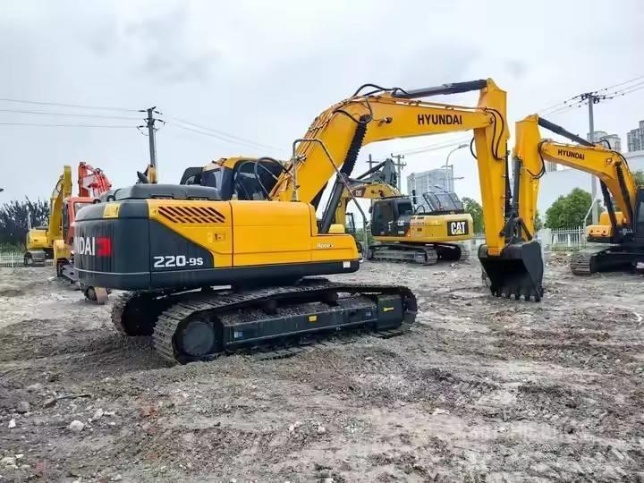 Hyundai 220-9S Bageri gusjeničari