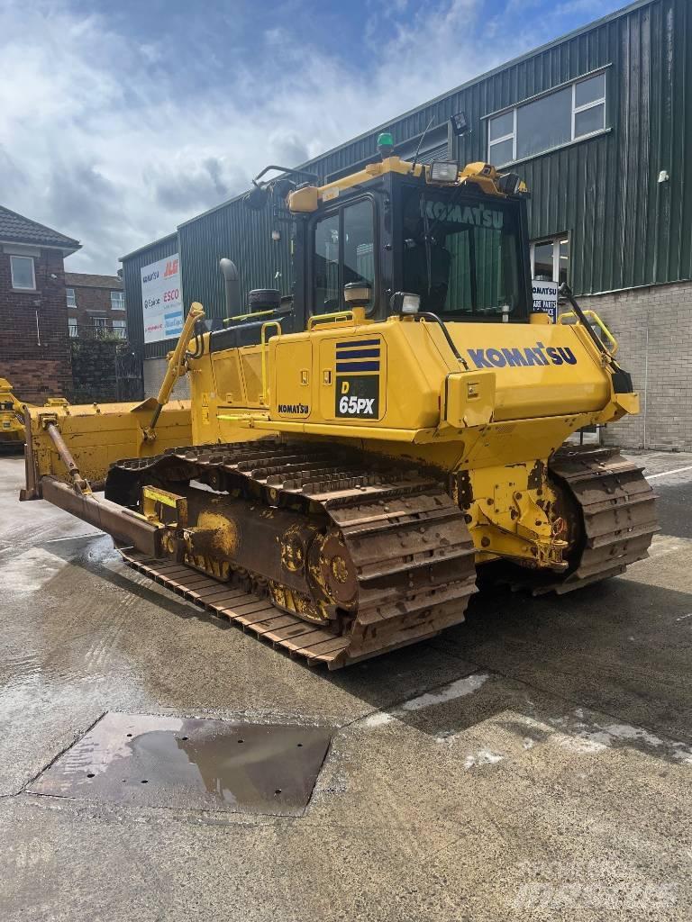 Komatsu D65PX-18E0 Buldožeri gusjeničari