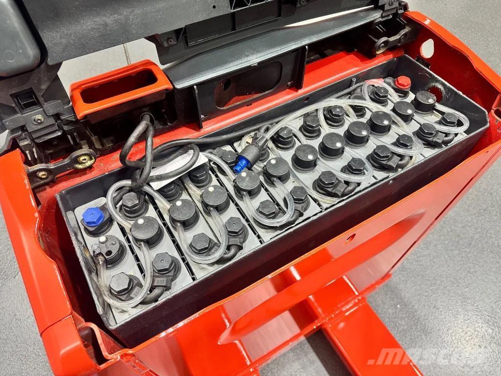 Linde T 20 Nisko podizni električni viličar