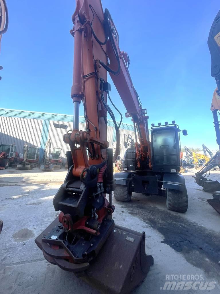 Hitachi 140W-6 Bageri na kotačima