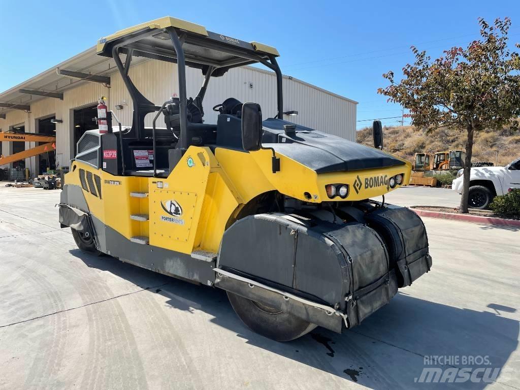 Bomag BW28RH Gumeni valjci na kotačima