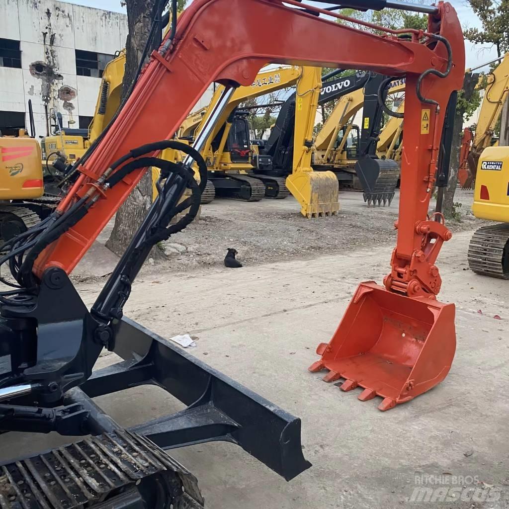 Hitachi ZX 50 U Mini bageri <7t