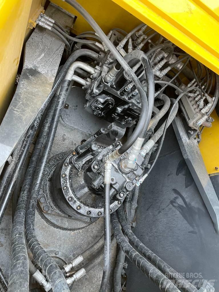 Kobelco SK 250 Bageri gusjeničari