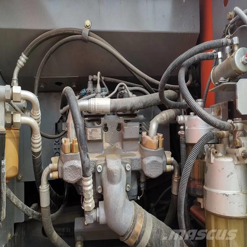 Hitachi zx200 Bageri gusjeničari