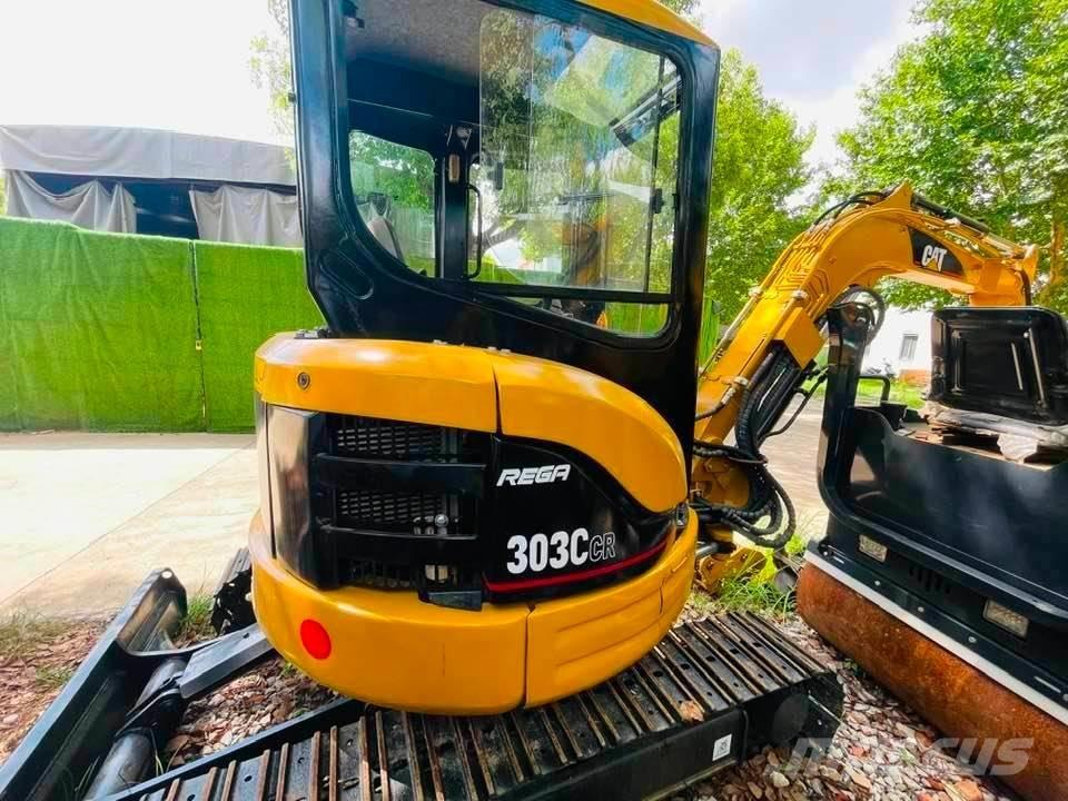CAT 303C CR Mini bageri <7t