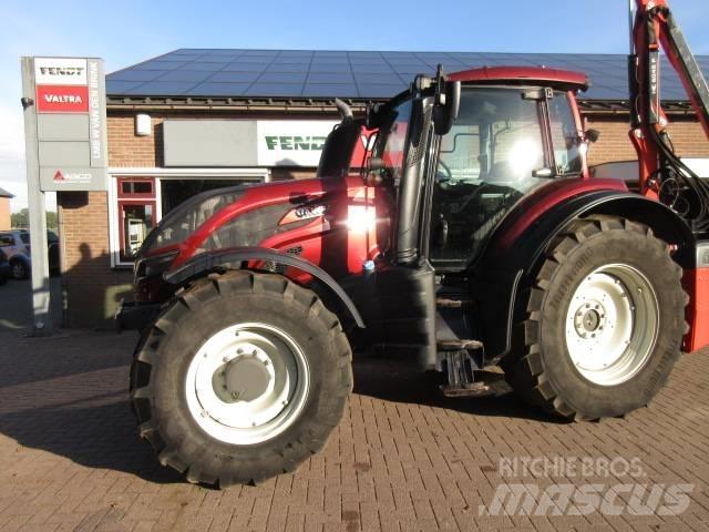 Valtra T174 VERSU Traktori