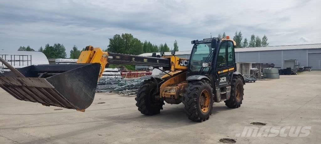 JCB 532-70AGS Višenamjenski utovarivači