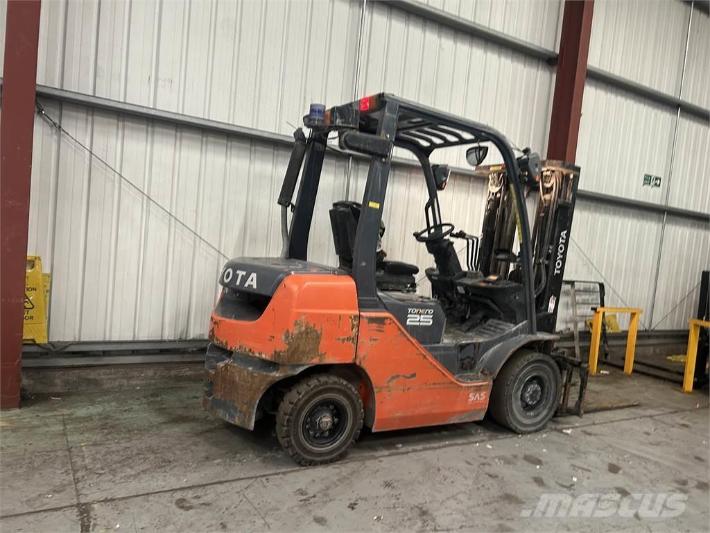 Toyota 02-8FDF25 Dizelski viličari