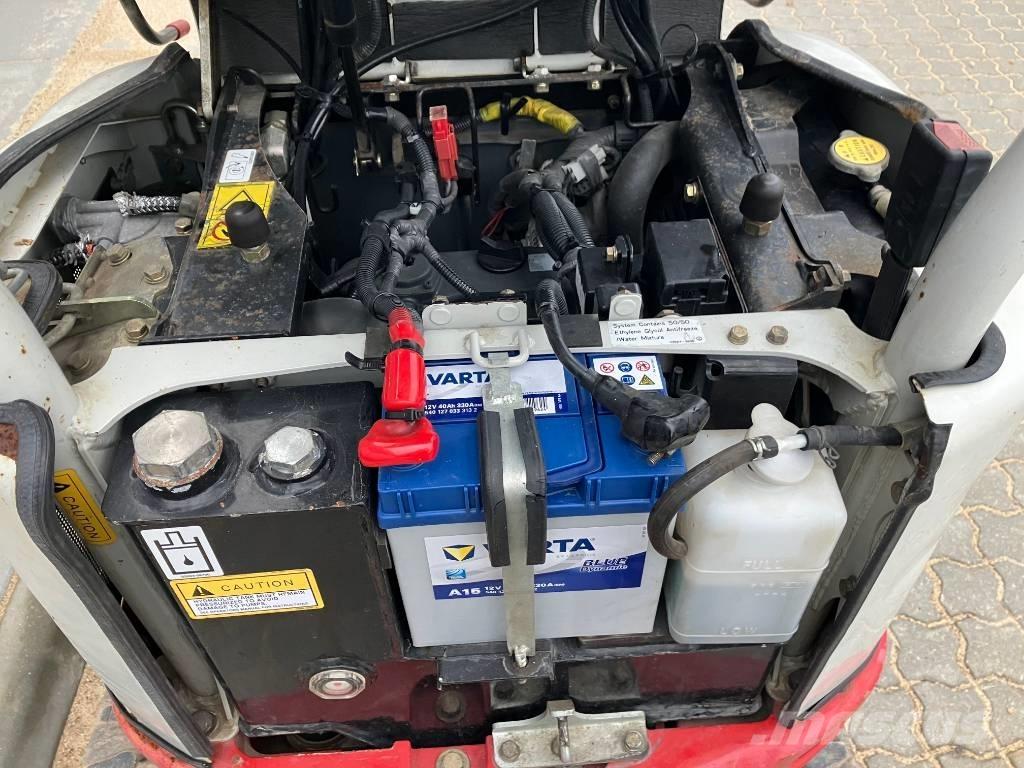 Takeuchi TB 210 Mini bageri <7t