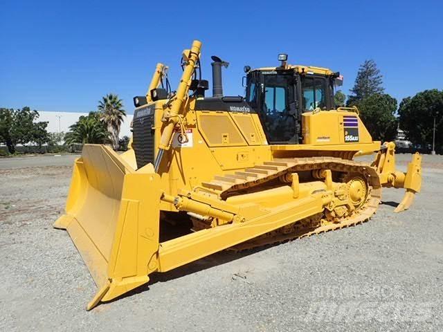 Komatsu D155AXi-8 Buldožeri gusjeničari