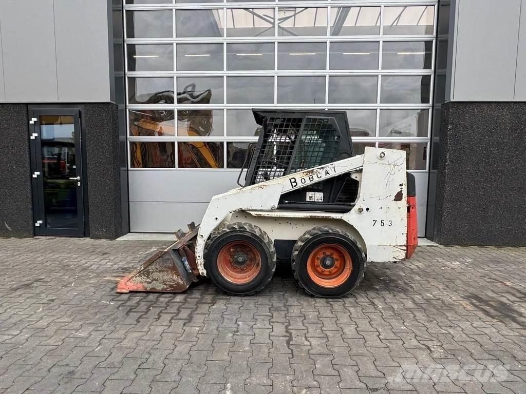 Bobcat 753 Skid steer mini utovarivači