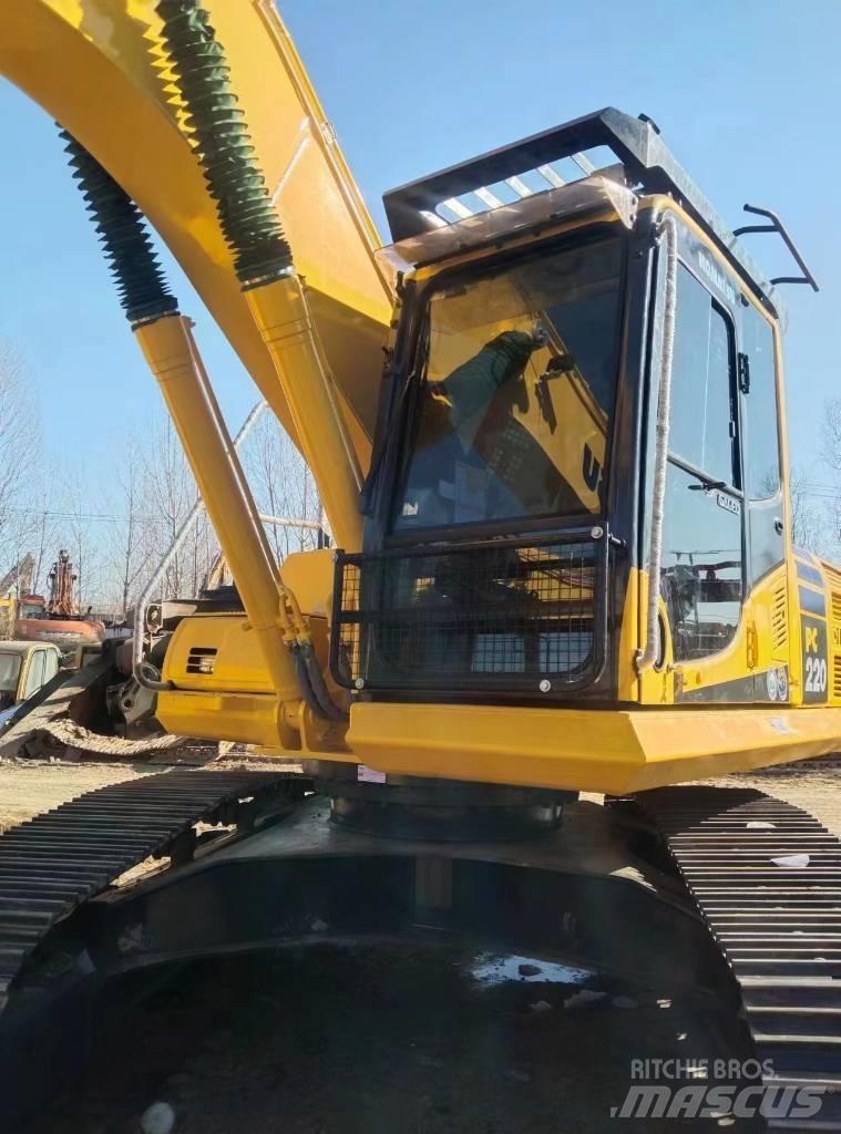 Komatsu PC 220-8 Bageri gusjeničari