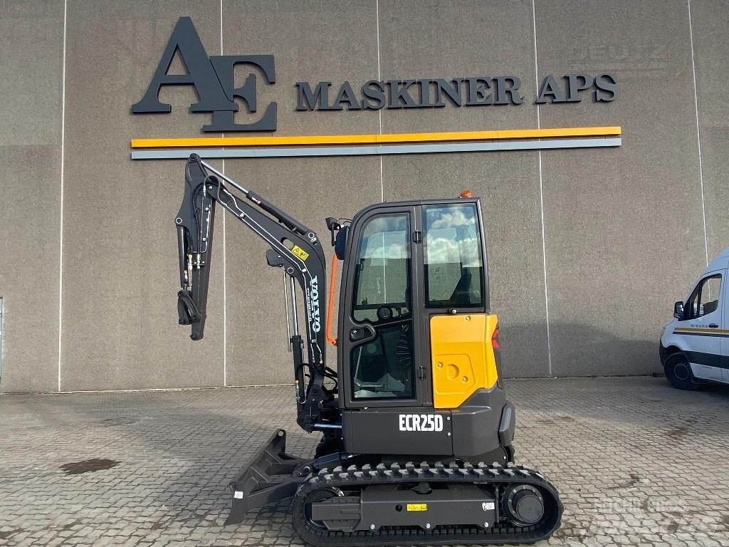 Volvo ECR 25 D Mini bageri <7t