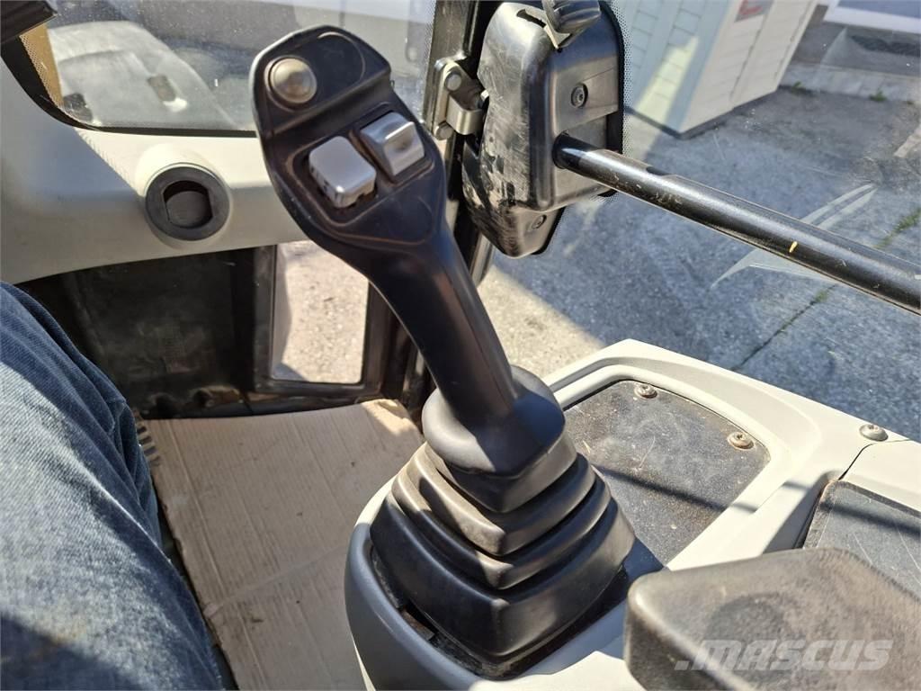 CAT 906H2 Utovarivači na kotačima