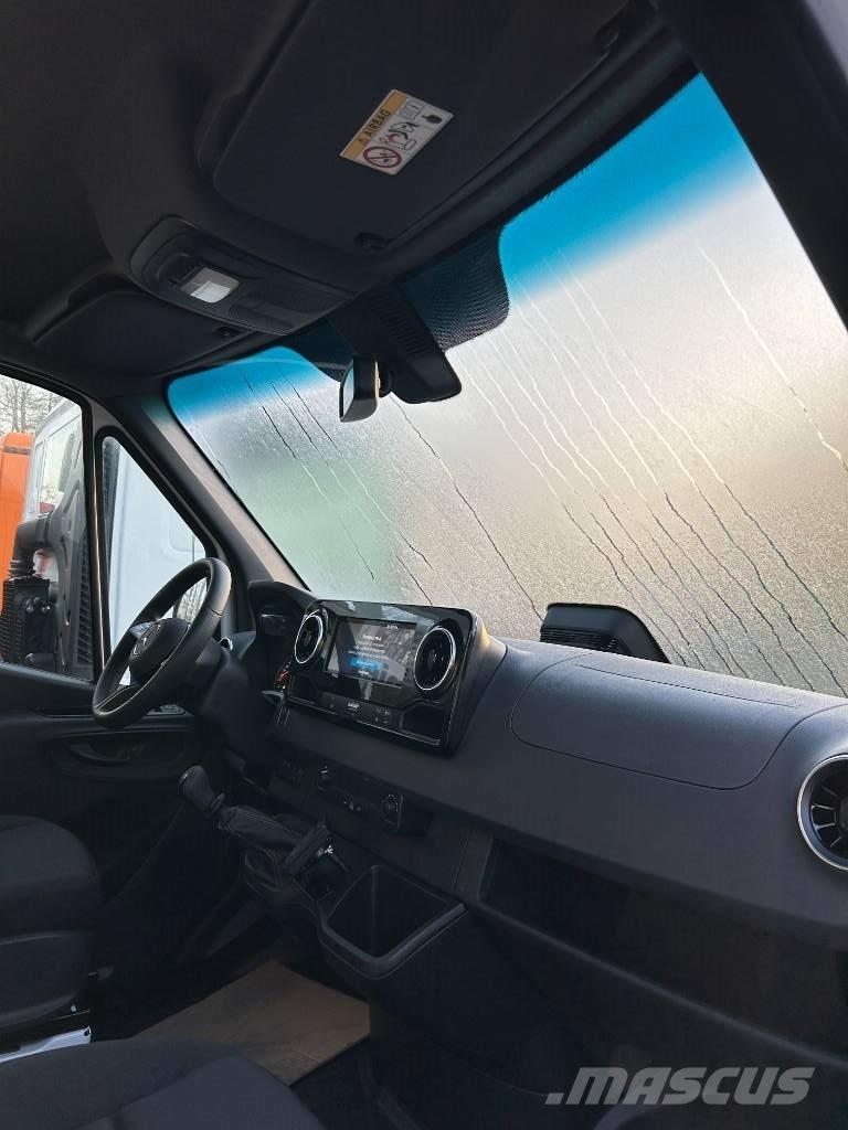 VERSALIFT V-200 Auto košare