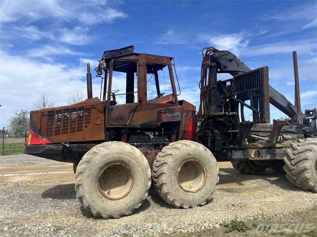 Komatsu 890.3 Harversteri