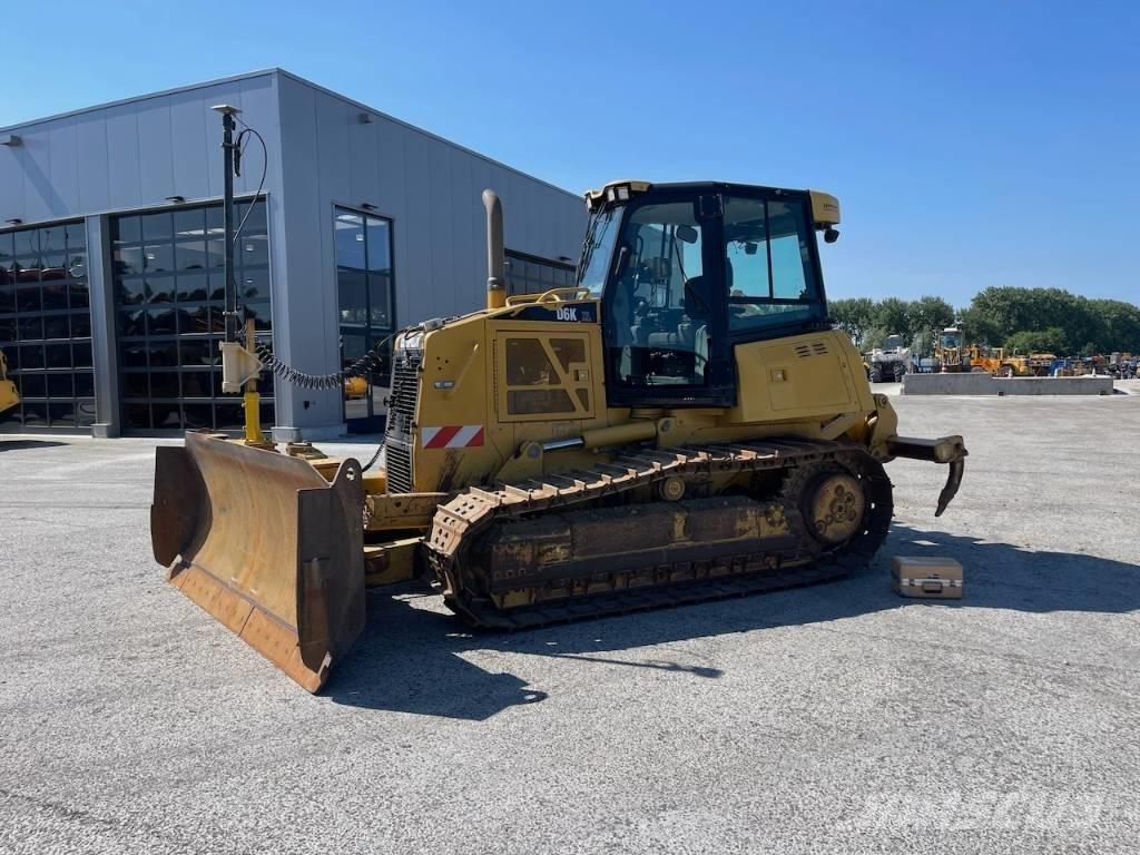 CAT D 6 K XL Buldožeri gusjeničari