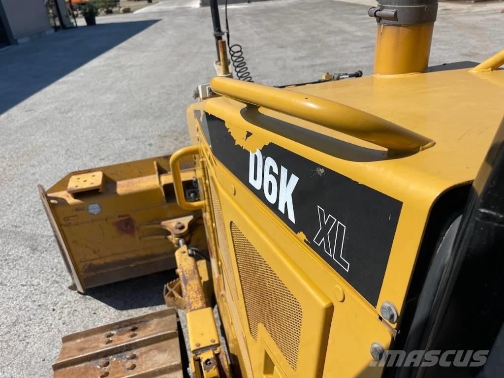 CAT D 6 K XL Buldožeri gusjeničari