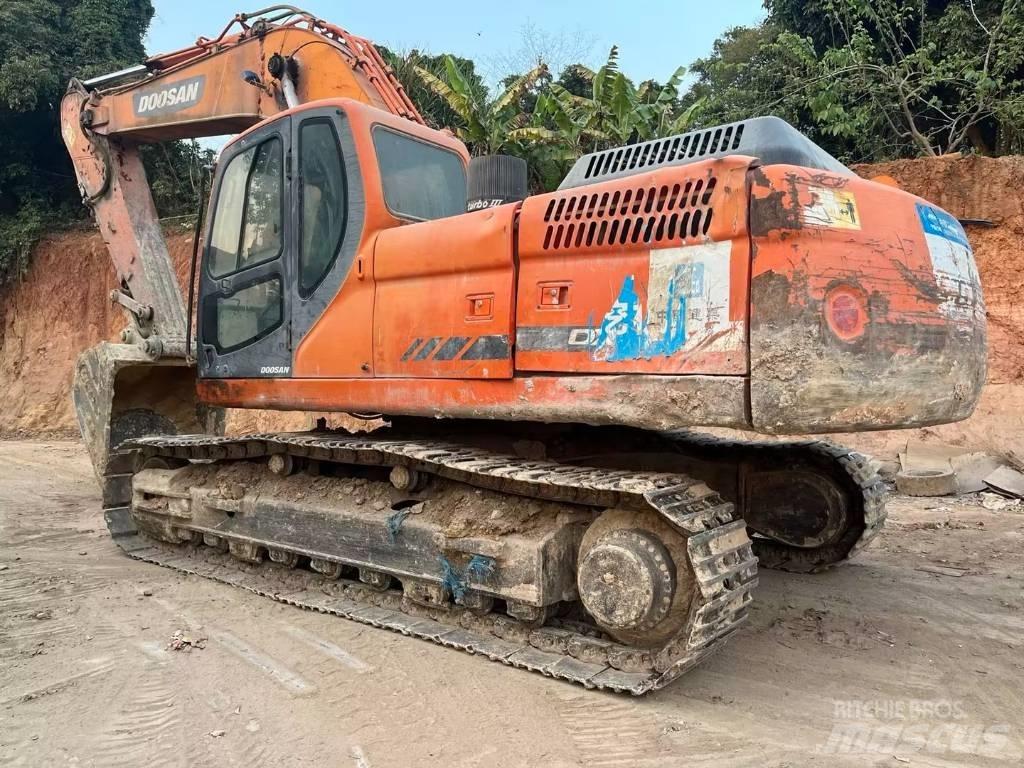 Doosan DX 300 LC Mini bageri <7t
