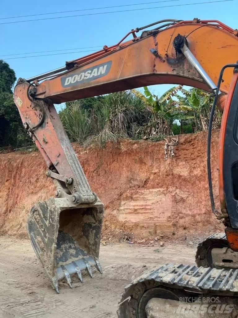 Doosan DX 300 LC Mini bageri <7t